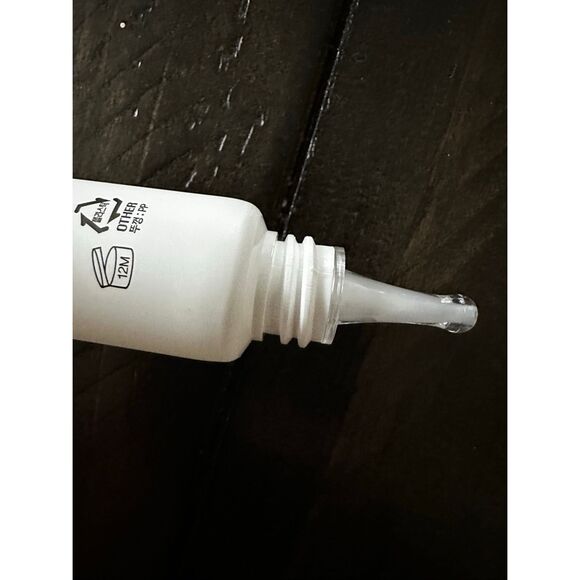 Schild Core Lifting Serum, BNIB 1.01 fl oz Anti-Aging Collagen Boosting Lightwei - Picture 9 of 9